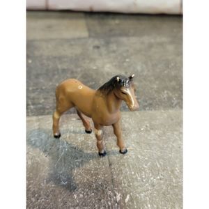 Brown house AS IS farm animal doll‎ accessory toy